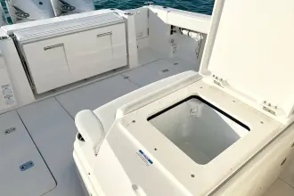 Thumbnail von Pursuit S 378 Sport