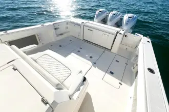 Thumbnail von Pursuit S 378 Sport