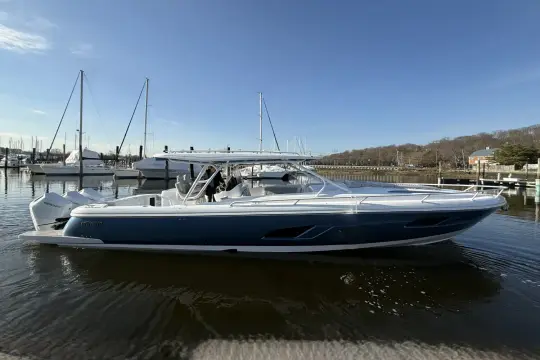 Intrepid 41 Valor