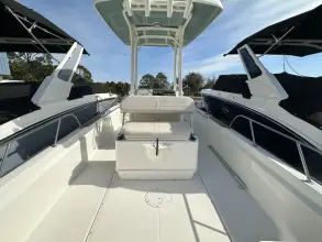 Thumbnail von Boston Whaler 210 Montauk