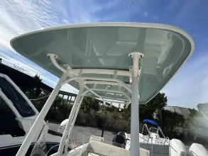 Thumbnail von Boston Whaler 210 Montauk