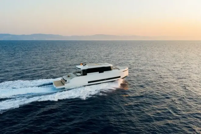 De Antonio Yachts D60