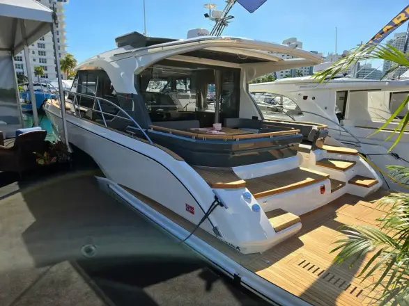 Marex 440 Gourmet Cruiser