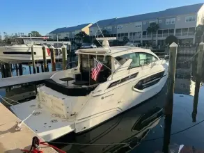 Cruisers Yachts 42 Cantius