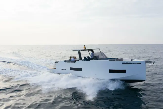 De Antonio Yachts D50 Open