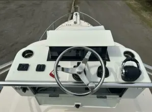 Thumbnail von Grady White Express 330