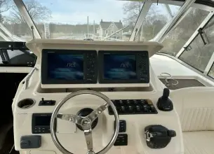 Thumbnail von Grady White Express 330