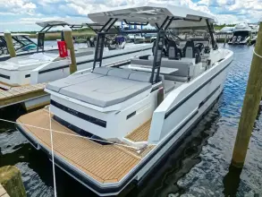Thumbnail von De Antonio Yachts D32