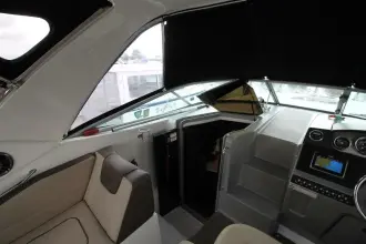 Thumbnail von Sea Ray Sundancer 310
