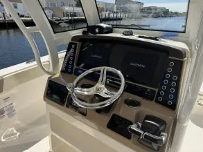 Thumbnail von Robalo R272 Center Console