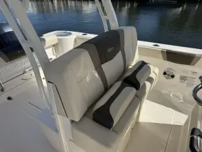 Thumbnail von Robalo R272 Center Console