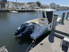 Thumbnail von Robalo R272 Center Console
