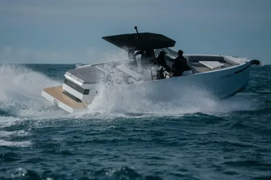De Antonio Yachts D29