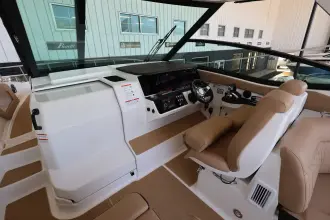 Thumbnail von Sea Ray 320 Sundancer Dıştan Takma Motor