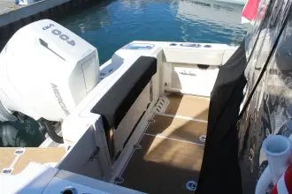 Thumbnail von Boston Whaler 240 Vantage