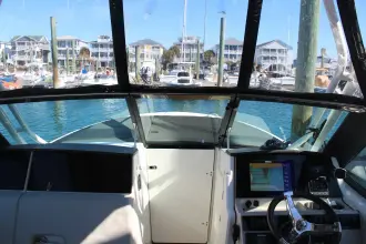 Thumbnail von Boston Whaler 240 Vantage