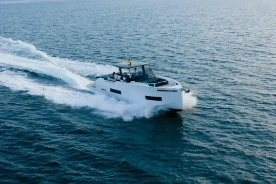 De Antonio Yachts D50 Open