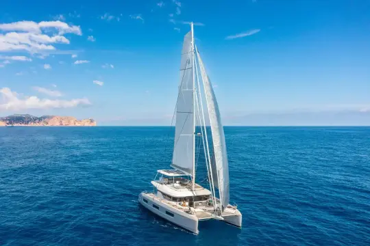 Lagoon 60