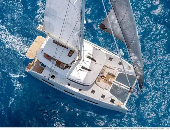 Lagoon 55