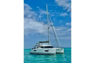 Thumbnail von Fountaine Pajot Lucia 40 Refaire