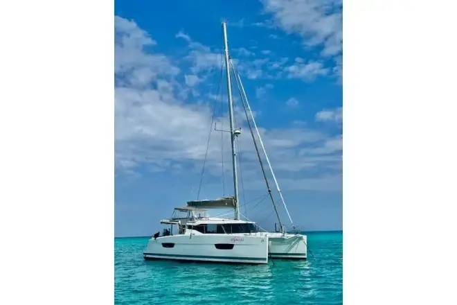Fountaine Pajot Lucia 40 Refaire