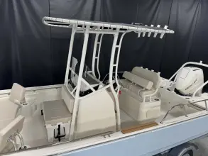 Thumbnail von Boston Whaler 210 Montauk