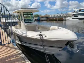 Thumbnail von Boston Whaler 280 Outrage