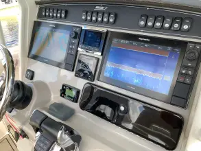 Thumbnail von Boston Whaler 280 Outrage
