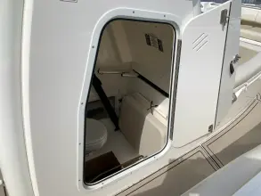 Thumbnail von Boston Whaler 280 Outrage
