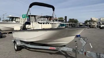 Thumbnail von Boston Whaler 170 Montauk