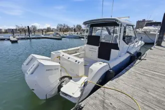 Thumbnail von Boston Whaler 325 Conquest