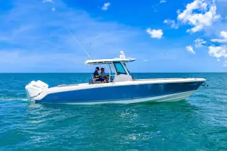Thumbnail von Boston Whaler 330 Outrage