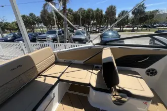 Thumbnail von Sea Ray SPX 210 Outboard
