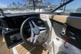 Thumbnail von Sea Ray SPX 210 Outboard