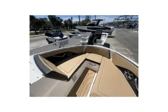 Thumbnail von Sea Ray SPX 210 Outboard