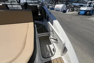 Thumbnail von Sea Ray SPX 210 Outboard