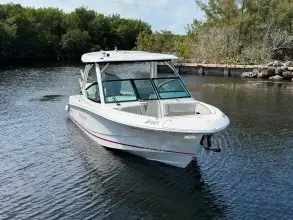 Thumbnail von Boston Whaler 28 VANTAGE