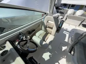 Thumbnail von Boston Whaler 28 VANTAGE