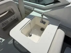 Thumbnail von Boston Whaler 28 VANTAGE