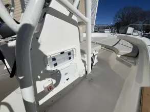 Thumbnail von Boston Whaler 190 Montauk