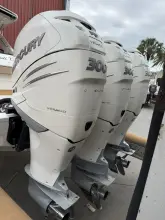 Thumbnail von Sea Ray SLX 350 Outboard