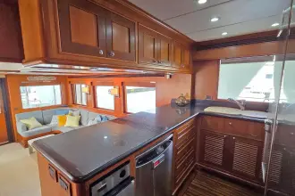 Thumbnail von Outer Reef Yachts 650 Mototyacht JOURNEY