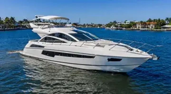 Sunseeker 68 Sport Yacht