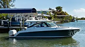 Thumbnail von Tiara Yachts 34LX