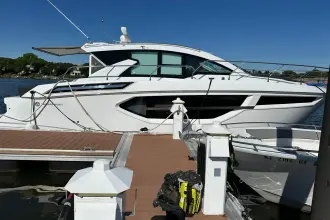 Thumbnail von Cruisers Yachts 42 Cantius SARGAM