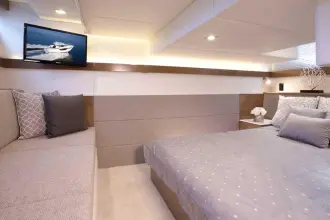 Thumbnail von Cruisers Yachts 42 Cantius SARGAM