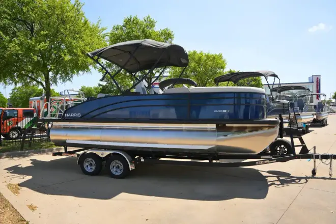 Harris Cruiser 210