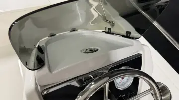 Thumbnail von Boston Whaler 130 Super Sport