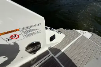 Thumbnail von Sea Ray Sundancer 320