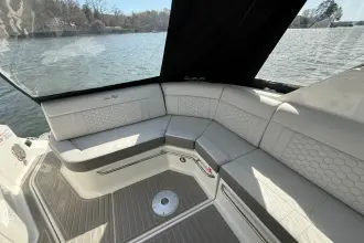 Thumbnail von Sea Ray Sundancer 320